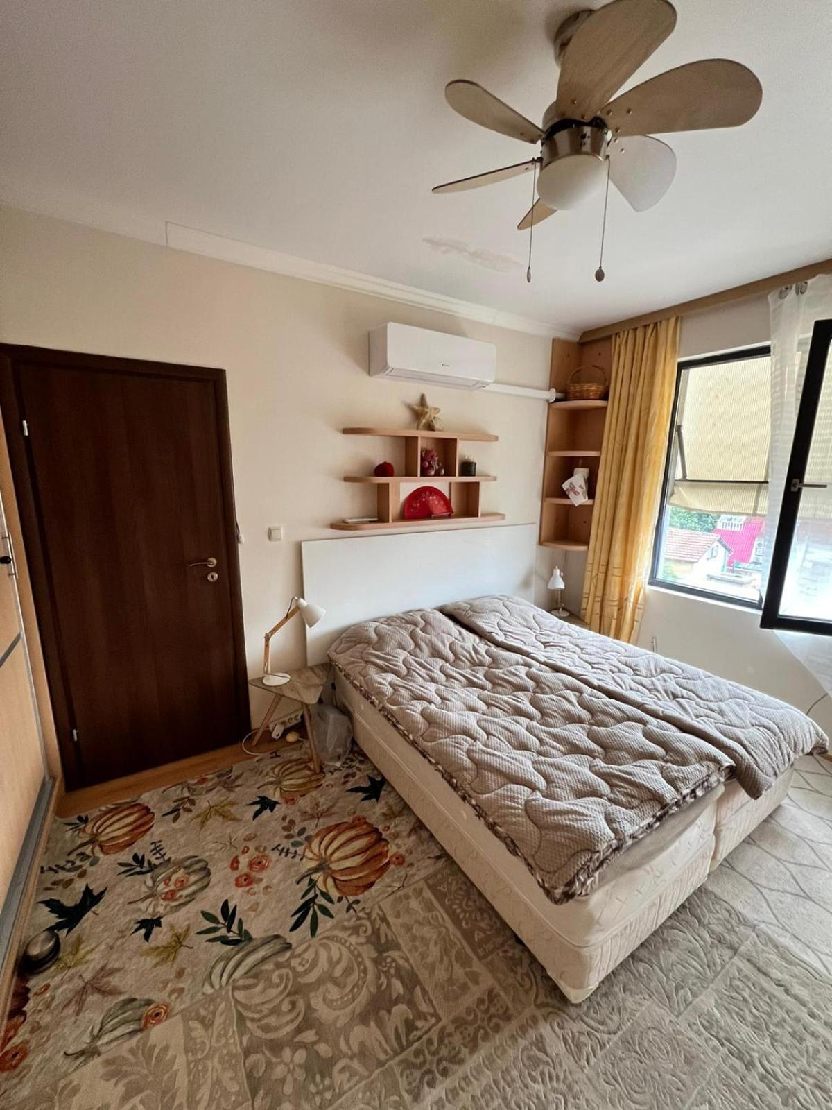 Downtown Central Apartment With Working Kitchen, City Views & Free Parking Kazanlak Exterior photo
