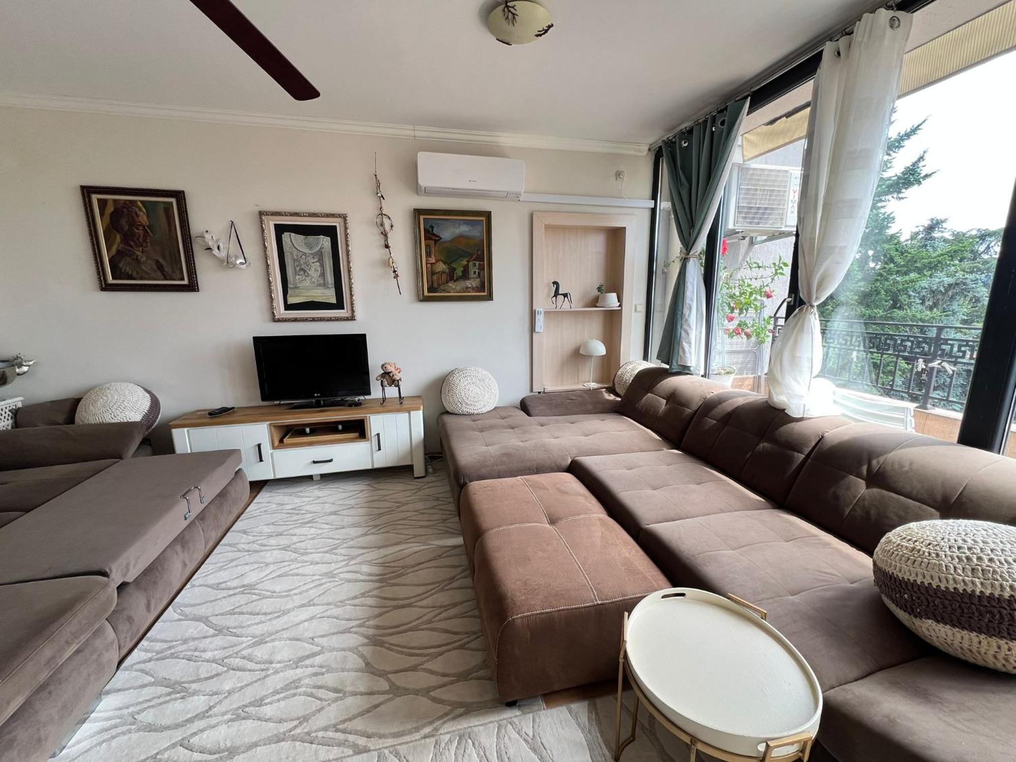 Downtown Central Apartment With Working Kitchen, City Views & Free Parking Kazanlak Exterior photo