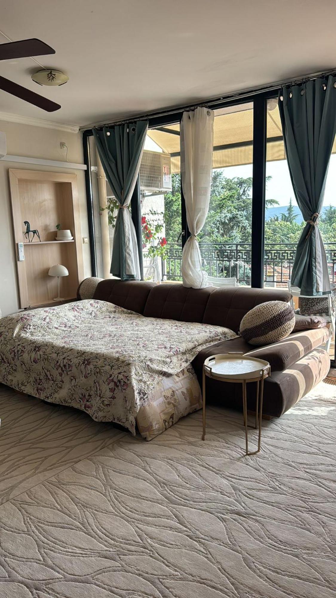 Downtown Central Apartment With Working Kitchen, City Views & Free Parking Kazanlak Exterior photo